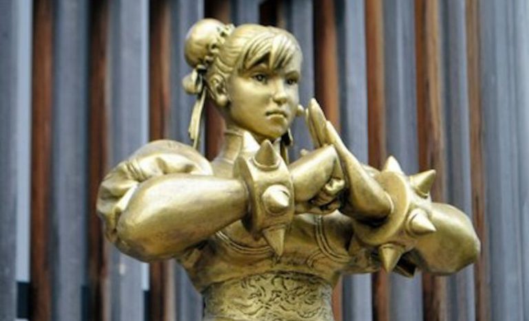 Street Fighter Chun Li statue Kashihara City Nara