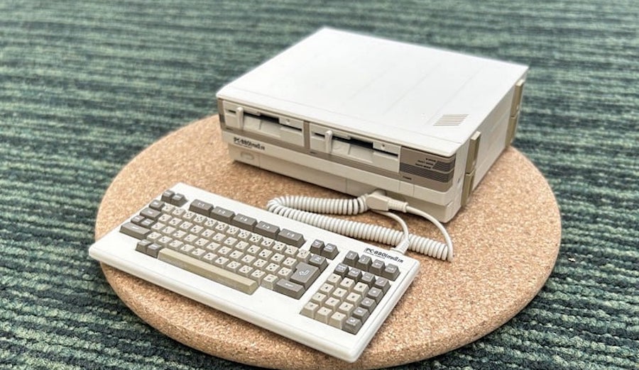 PasocomMini PC-8801 mkII SR