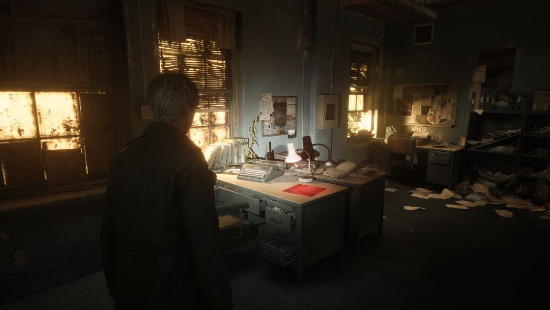 Silent Hill 2 remake in-game screenshot