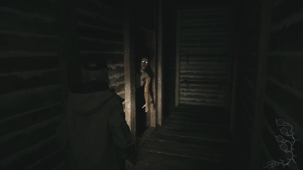 Resident Evil mannequin.