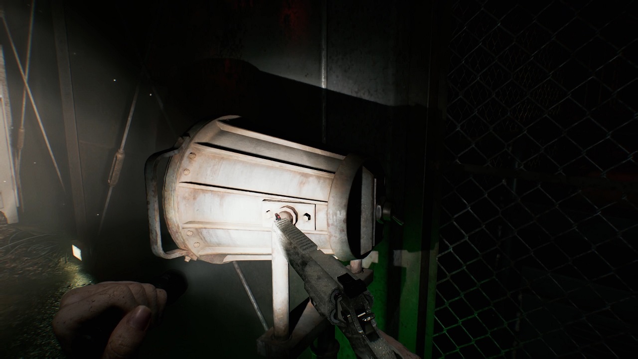 Spotlight on the third unit.