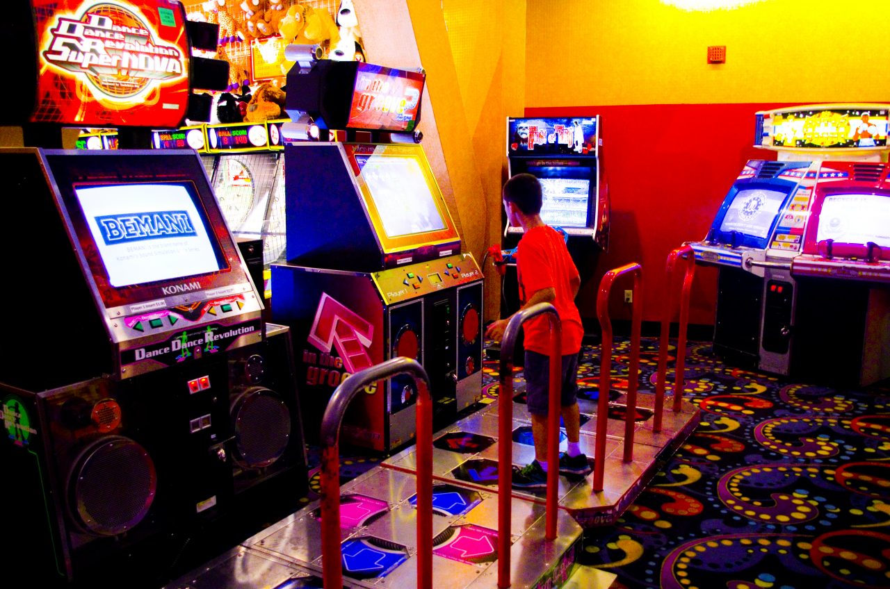 ラスベガスを遊び倒せ ギャンブルとは相反する街で垣間見たアーケードゲームシーンとは Automaton