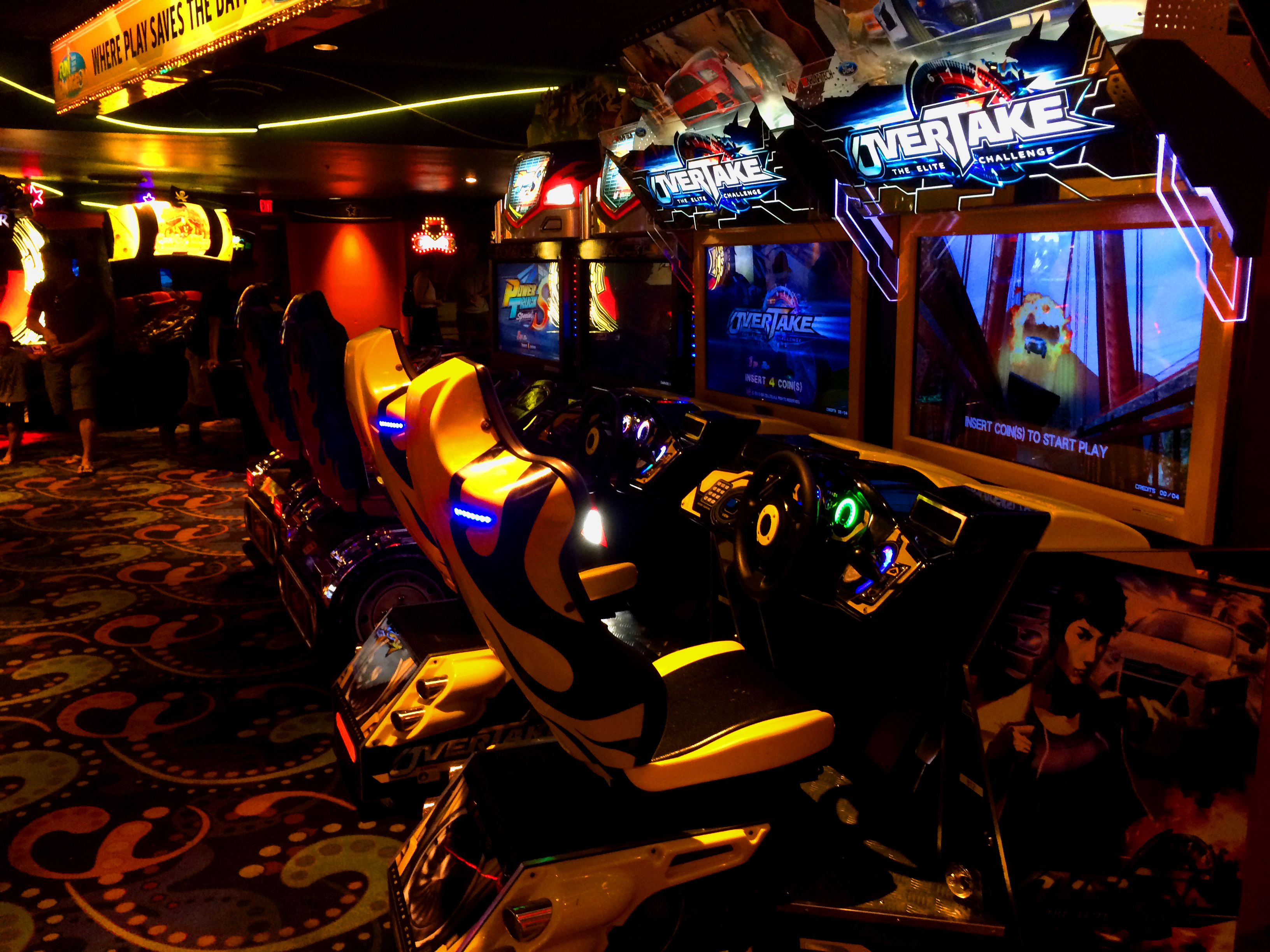 ラスベガスを遊び倒せ ギャンブルとは相反する街で垣間見たアーケードゲームシーンとは Automaton