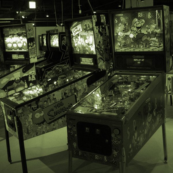 アメリカのピンボールゲームのカタログ。【英文】。 アメリカのピンボールゲームのカタログ。【英文】。 backend