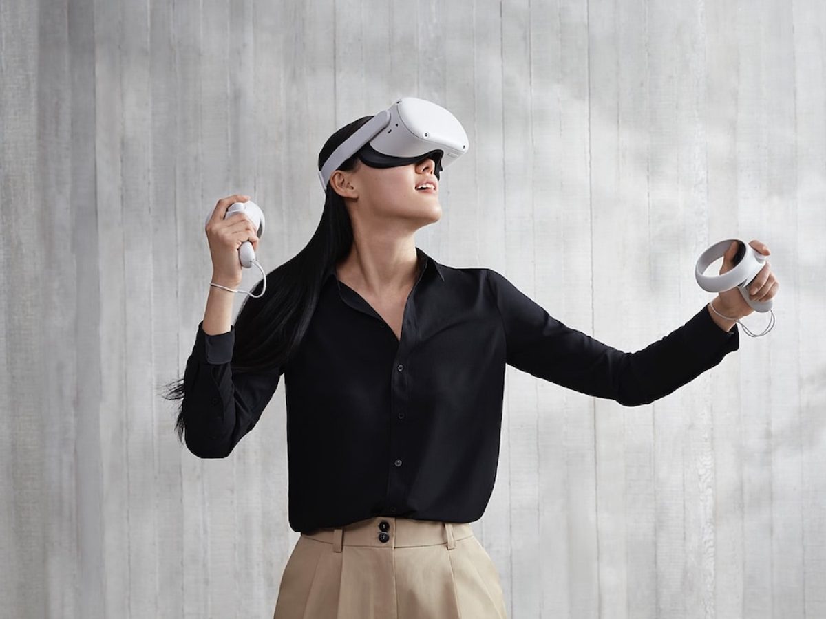 オールインワン型VRヘッドセット「Oculus Quest 2」発表、価格は3万 