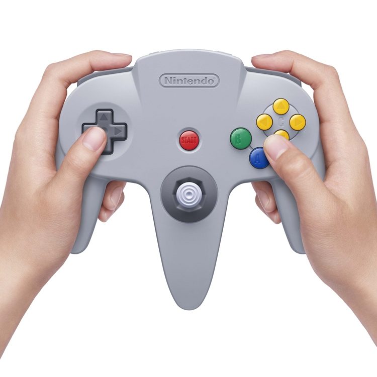 Nintendo Switch向けに販売予定の、NINTENDO 64コントローラーの“持ち