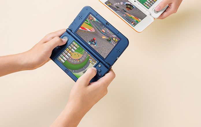 人気高評価Nintendo New 2DS LL CFW導入済み 4GB SD 付属品完備 ニンテンドー3DS LL本体