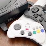 激レア物　セガ・サターンの形をしたPS2用コントローラー 激レア物 セガ・サターンの形をしたPS2用コントローラー Amazon