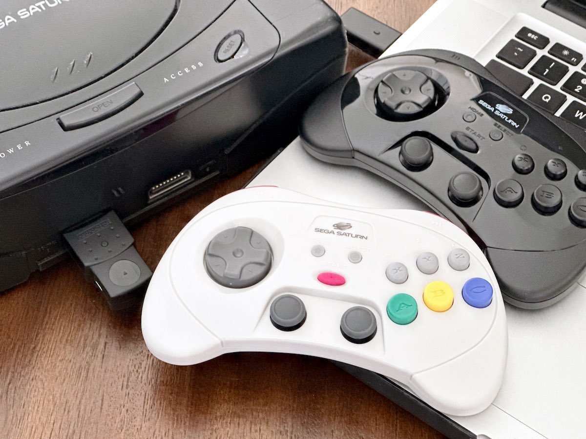 セガ公認PC/Switch用「SEGA Saturn 2.4GHz Wireless Pro Controller」海外周辺機器メーカーが発表。サターンパッドにアナログスティックなど追加  - AUTOMATON