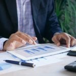 Steam新作ゲームの「どんなところに生成AIが利用されているか」の傾向示すデータ分析。使用率最多は“ゲーム内アート” steam-ai-20251111-365557-header